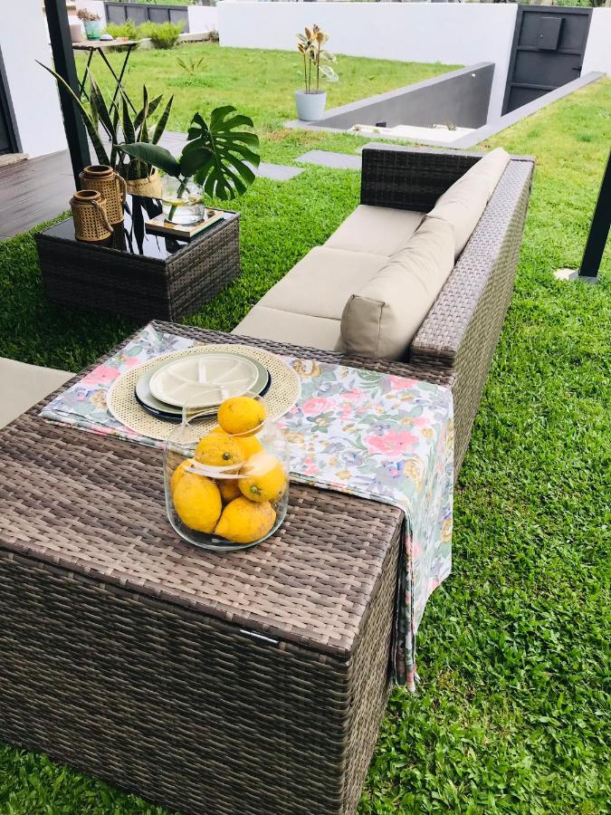 Central Guest House Neiva Ngoại thất bức ảnh